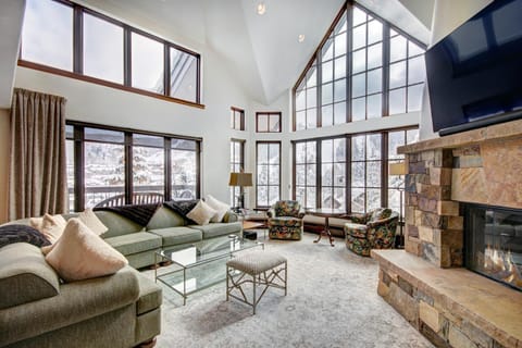 Luxury Ski-In 3 Br Penthouse Inside Pines Lodge, Sleeps 10! Condo Apartment in Beaver Creek