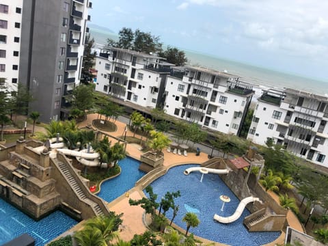 Swiss Garden Resort Residence Pool Sea view Beach Resort LUXURY apartment & FaMiLy SUITE Apartment in Terengganu, Malaysia