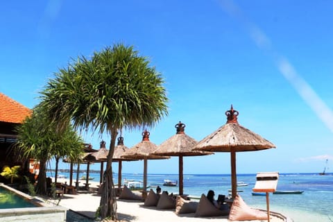 Pemedal Beach Resort Hotel in Nusapenida