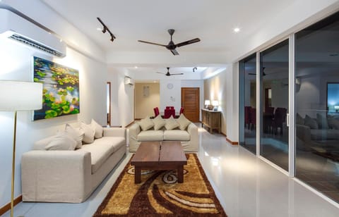CASAMIA Oceanfront Condos Nilaveli Appartement in Sri Lanka