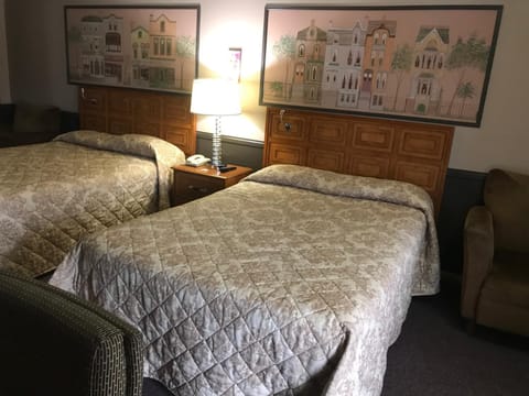 Village Inn Motel in Nelson County