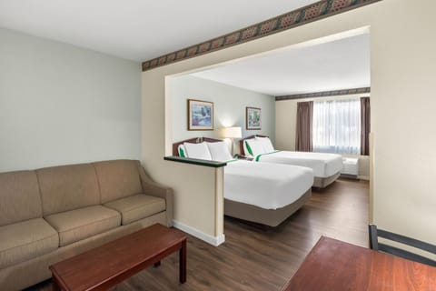 GuestHouse Inn & Suites Kelso/Longview Locanda in Longview