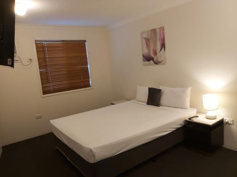 Cosmopolitan Motel & Serviced Apartments Motel in Rockhampton