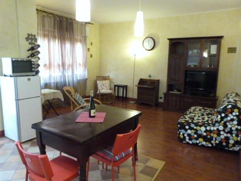 ASTI LOVELY APARTMENT Condo in Asti