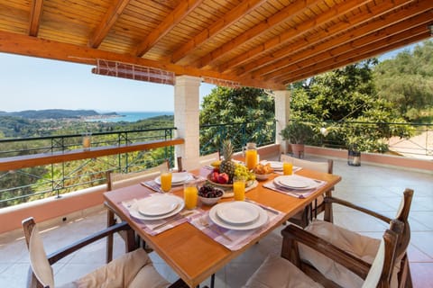 Balcony/Terrace, Dining area