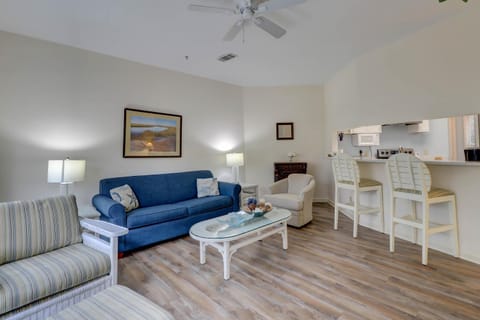 Ocean Breeze Maison in South Forest Beach