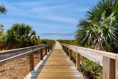 Ocean Dunes Condos Apartment in South Forest Beach