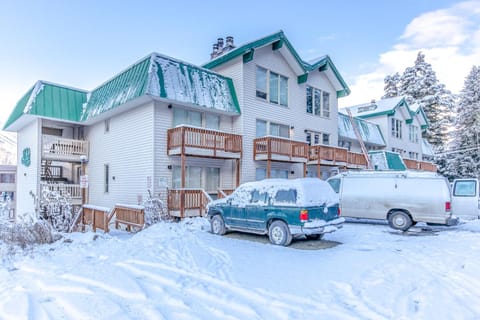 Alyeska West Condos Apartment in Anchorage