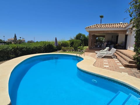 Property building, Pool view