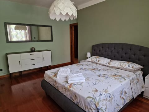 "Cortela" appartameni in villetta singola House in Lake Garda