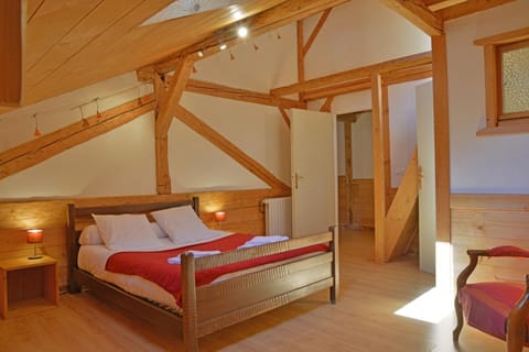 Appartement dans chalet 5 chambres 130 m2 centre village Apartment in Montriond