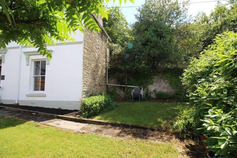 Property building, On site