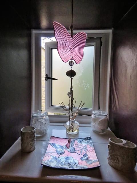 2 Emma Place Apartment in England