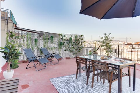 Balcony/Terrace, City view