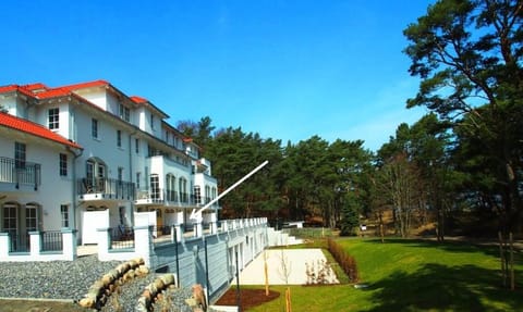 Property building, Balcony/Terrace