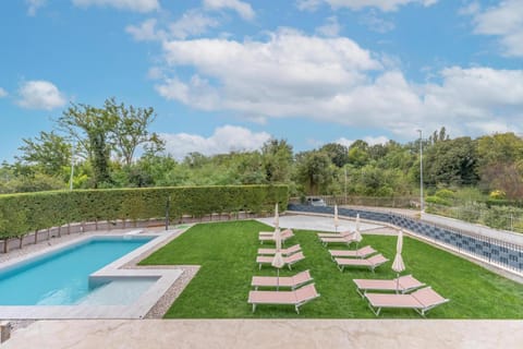 Natural landscape, Garden, Garden view, Pool view, sunbed