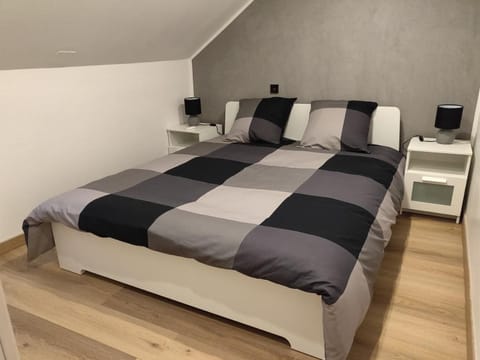 Le business, duplex moderne special PRO de passage Eigentumswohnung in Sarreguemines