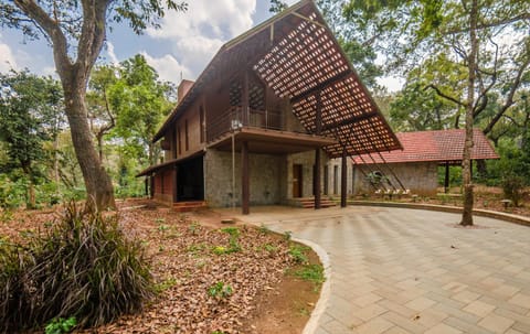 StayVista at Acacia Villa Two - Pet Friendly Villa in Kerala