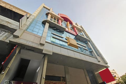 Collection O Hotel Regal Near ISKON TEMPLE , ABIDS Hôtel in Hyderabad