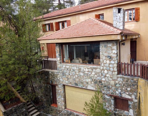 Kardama HideAway Lodge nature in Limassol District