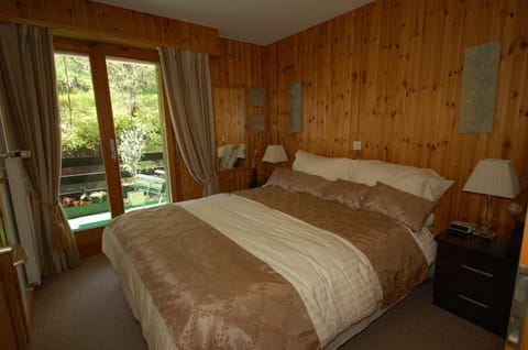 La Foret Apartment With Spectacular Mountain Views Condo in Nendaz