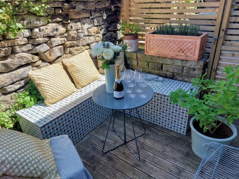 Patio, Garden, Garden view