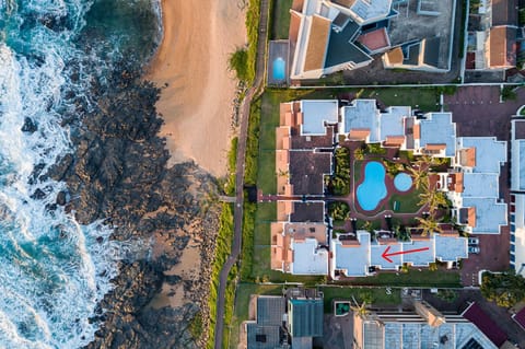 Le Paradis, Self-Catering Beachfront Apartments Condominio in Dolphin Coast