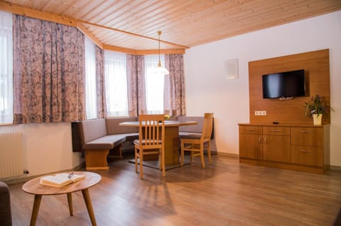 Apart Lukas Bed and Breakfast in Saint Anton am Arlberg