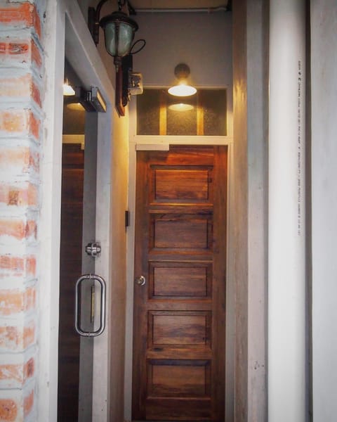 LEJU 8 樂居 Loft living with open air bathroom House in Malacca