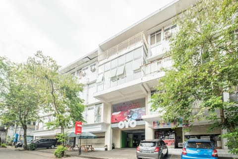 OYO Collection O 818 Micasa Residence Hotel in Bandung