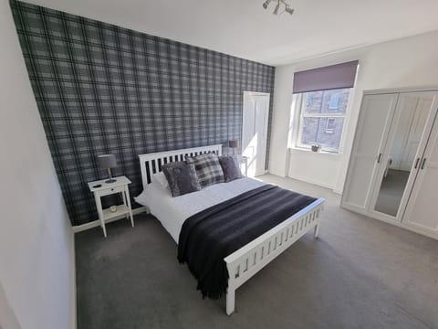 Bespoke Tours Scotland Accommodation @ Morrison Street Apartment in Edinburgh