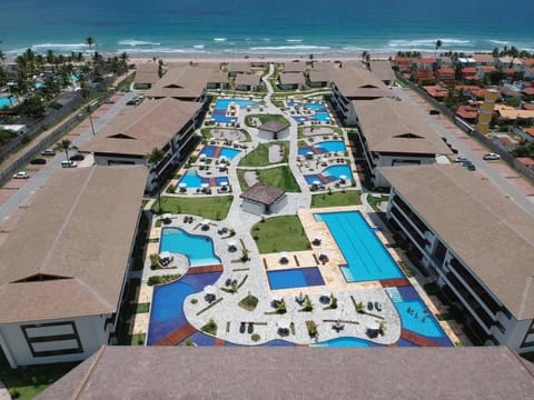 Bird's eye view, Swimming pool