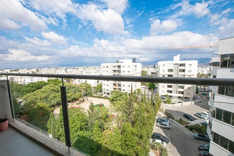 Day, Neighbourhood, View (from property/room), Balcony/Terrace, City view, Location