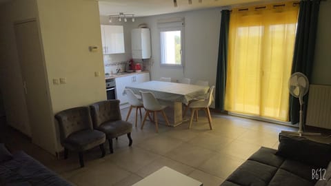 Appartement Futuroscope-J' Apartment in Centre-Val de Loire