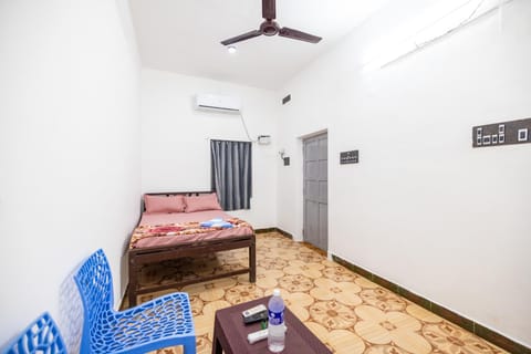 Sri Sai Holiday Inn Bed and Breakfast in Puducherry, India