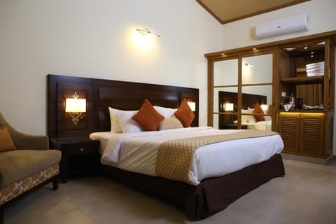 Dreamworld Resort, Hotel & Golf Course Resort in Karachi