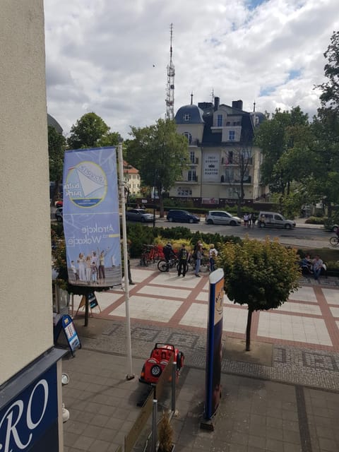 Balcony/Terrace, City view, Street view