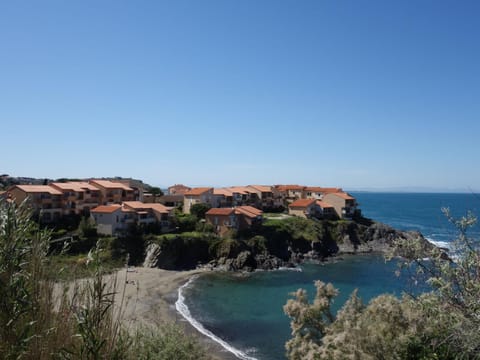 Apartment Les Roches Bleues-2 by Interhome Apartment in Collioure