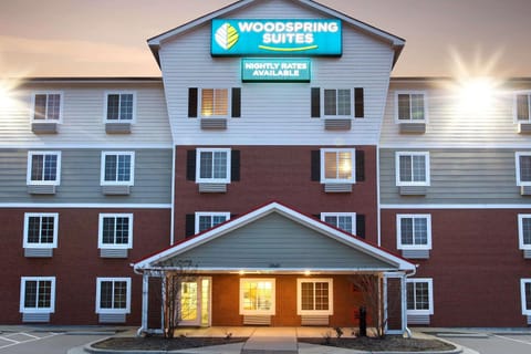 WoodSpring Suites Raleigh Northeast Wake Forest Hotel in Raleigh