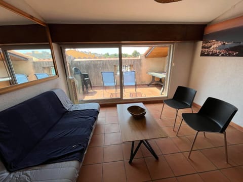 6COMA6 Appartement avec terrasse vue mer Condo in Collioure