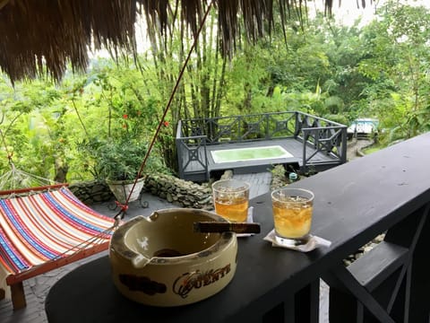 Hot Tub, Balcony/Terrace, Alcoholic drinks