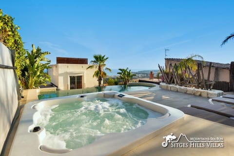 Stunning Villa Ibizenca with private pool in Sitges Villa in Garraf