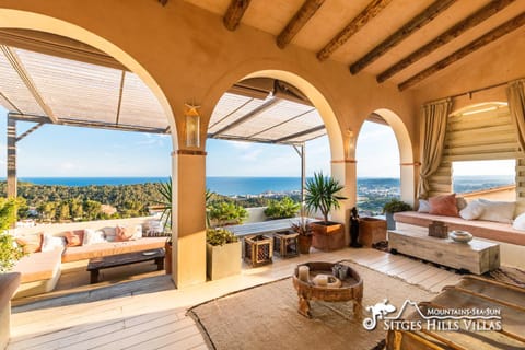 Stunning Villa Ibizenca with private pool in Sitges Villa in Garraf