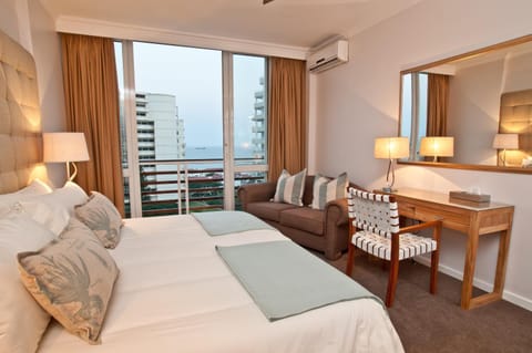 506 Lighthouse Mall - by Stay in Umhlanga Condo in Umhlanga