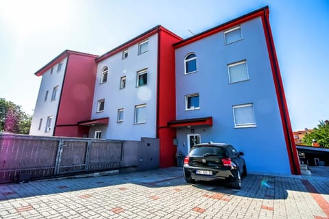 Apartments Saric Condominio in Pula