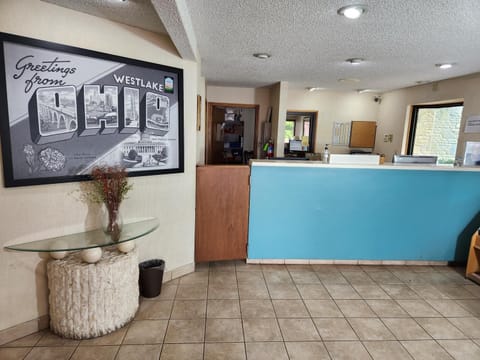 Lobby or reception, On site, Text overlay