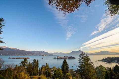 Sana Luxury Apartment Apartment in Stresa