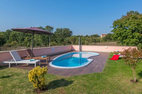 Garden, Pool view