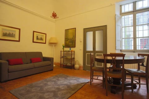 Two rooms apartment in Palazzo Malaspina Wohnung in Piacenza
