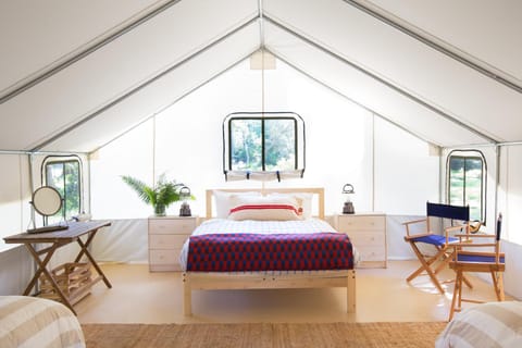 Mendocino Grove Luxury tent in Mendocino County